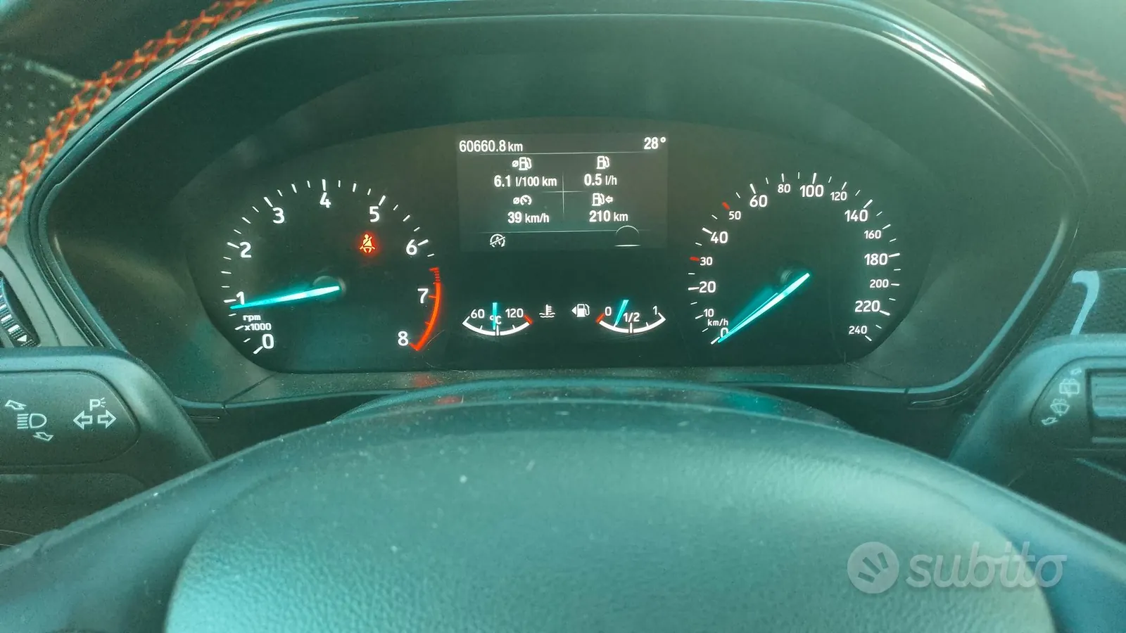 Ford Focus 2023 photo 2
