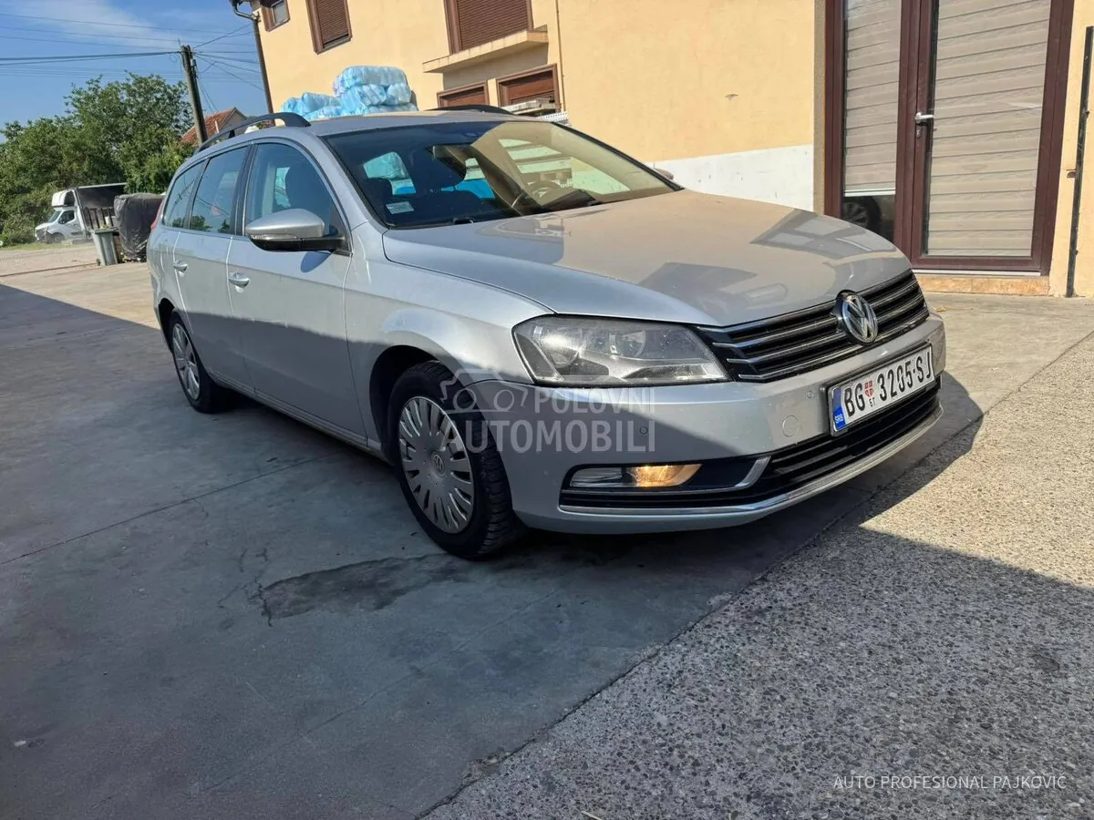 Volkswagen Passat 2013 photo 2