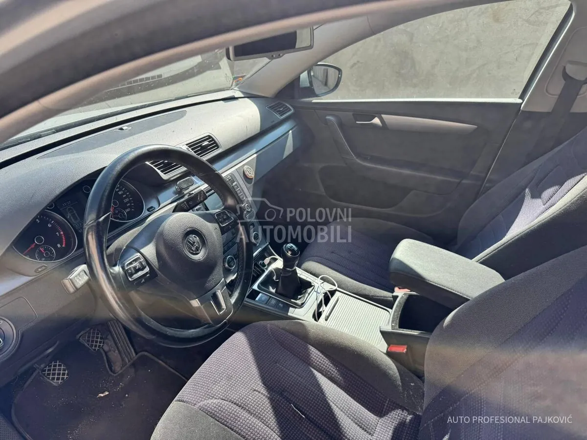 Volkswagen Passat 2013 photo 4