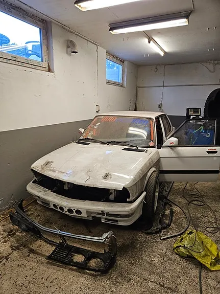 BMW 528I