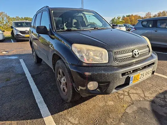 Toyota Rav4 2004 photo 2