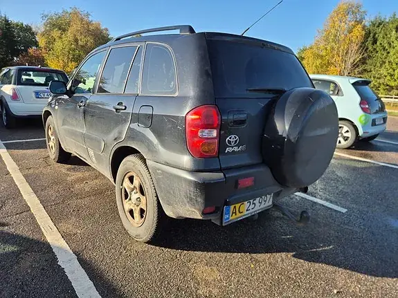 Toyota Rav4 2004 photo 4