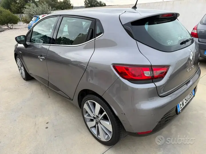 Renault Clio 2014 photo 4