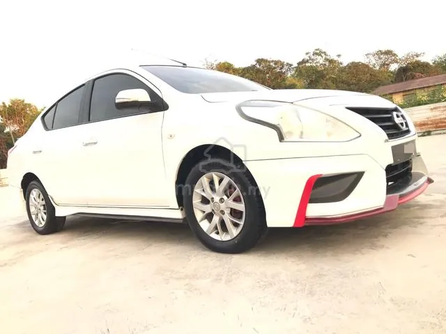 Nissan Almera