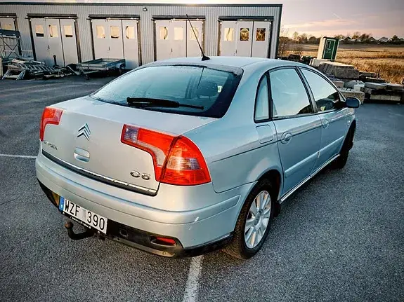 Citroen C5 2006 photo 2