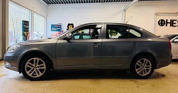 Skoda Octavia 2013 photo 2