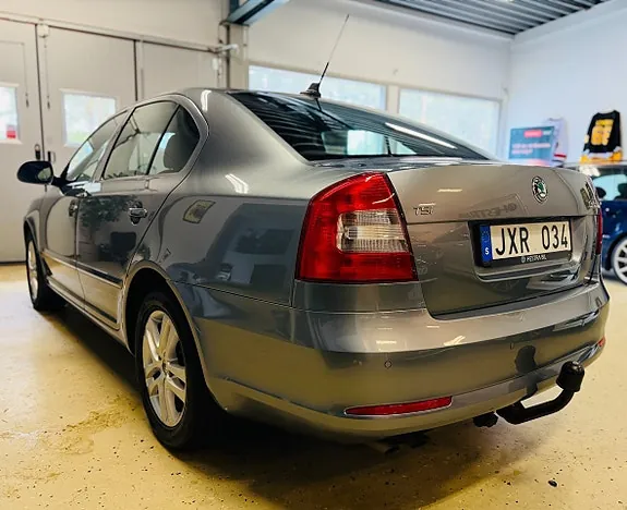 Skoda Octavia 2013 photo 4