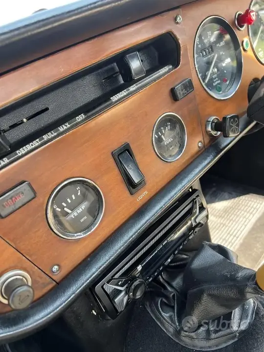 Triumph Spitfire 1500 1981 photo 4