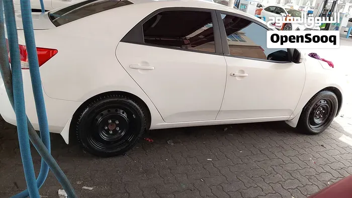 Kia Cerato 2011 photo 3