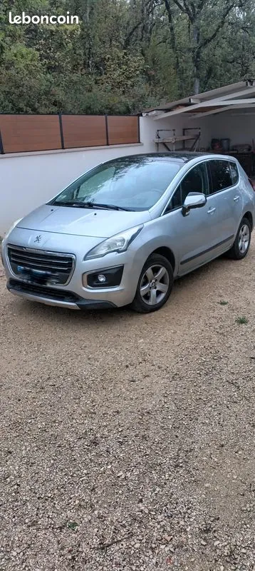 Peugeot 3008 2014 photo 2