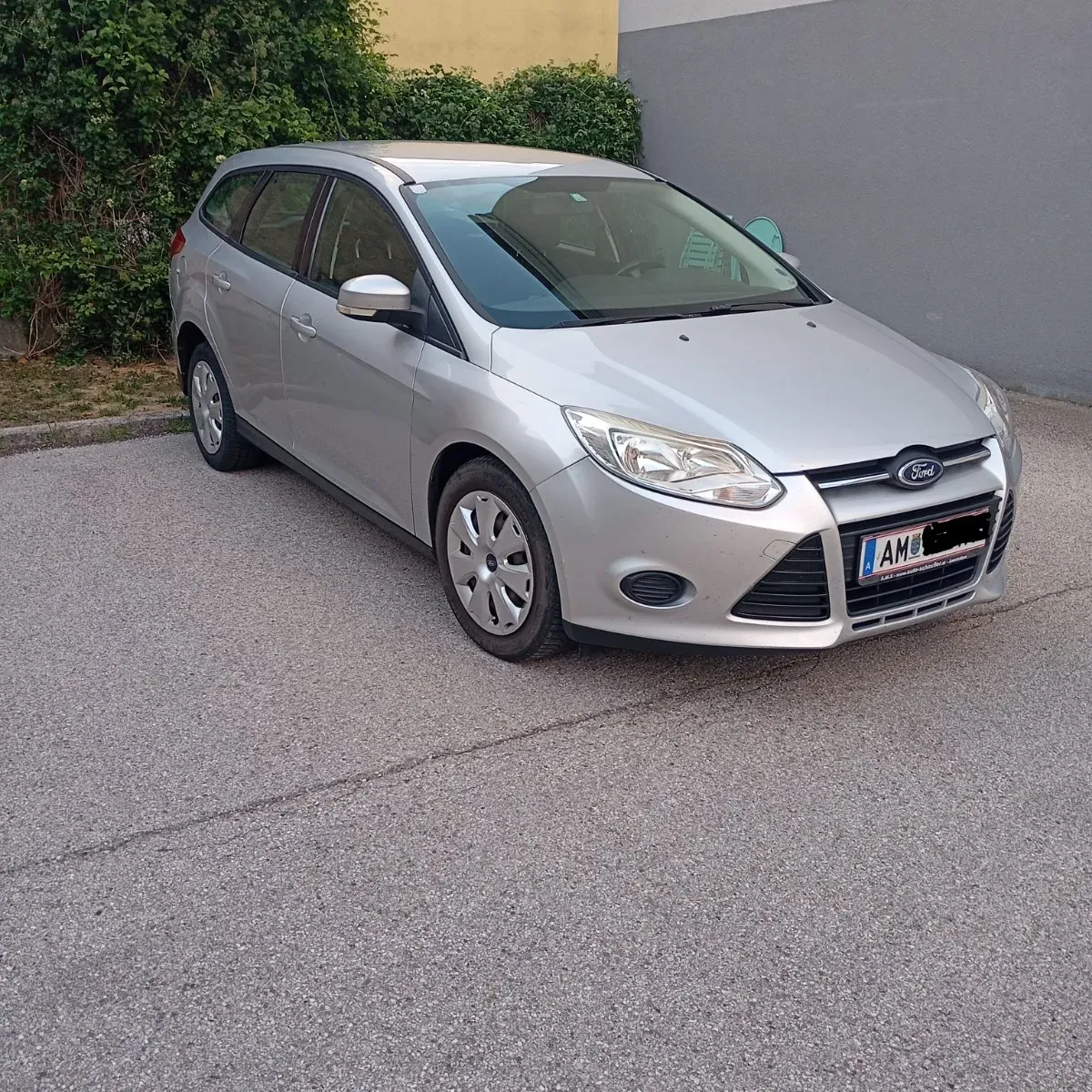 Ford Focus 2012 photo 2
