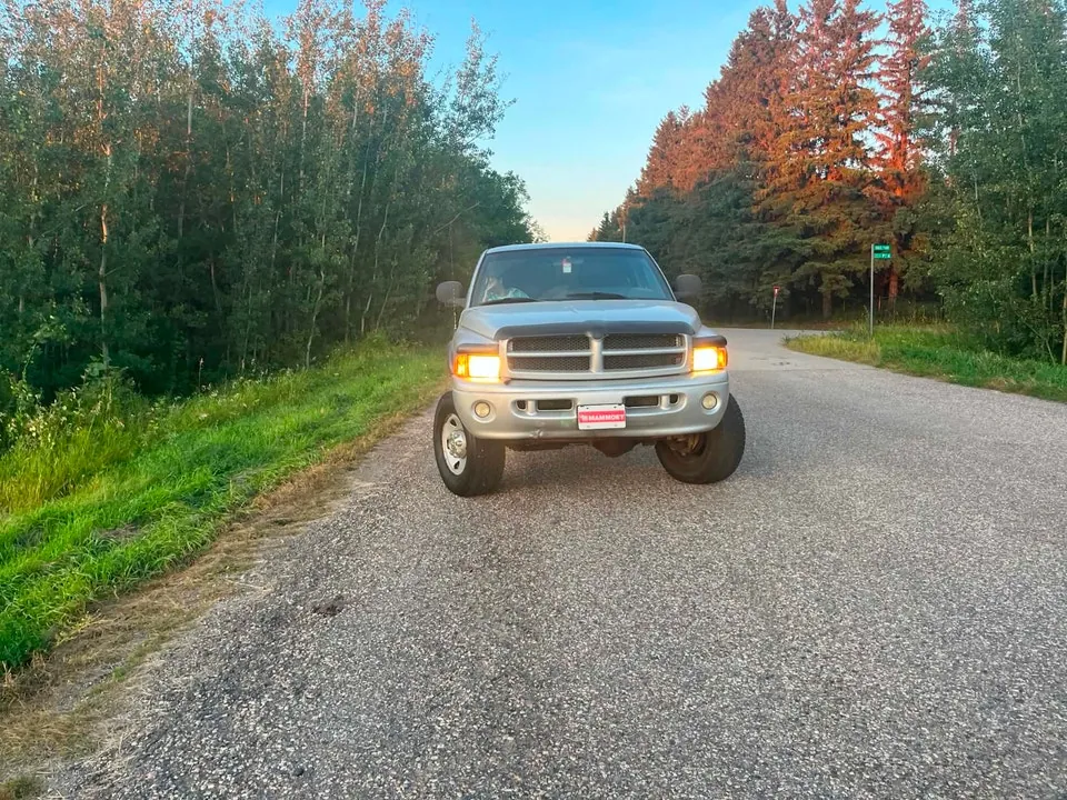 Dodge Ram 2500 2001 photo 2