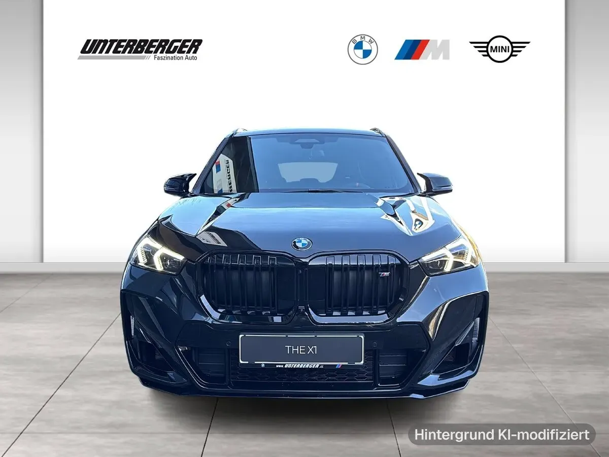 BMW X1 photo 2