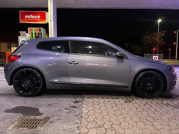 Volkswagen Scirocco 2008 photo 2