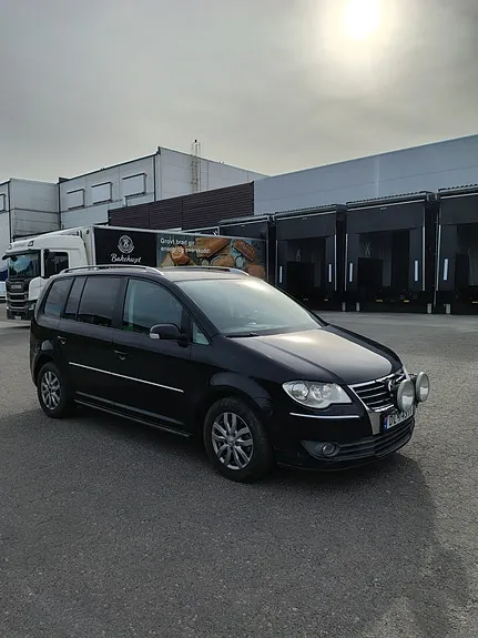 Volkswagen Touran 2008 photo 4