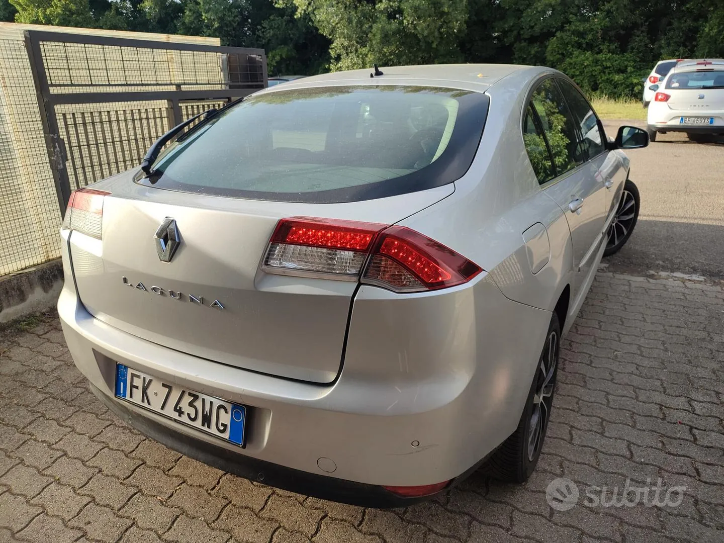 Renault Laguna 2009 photo 4