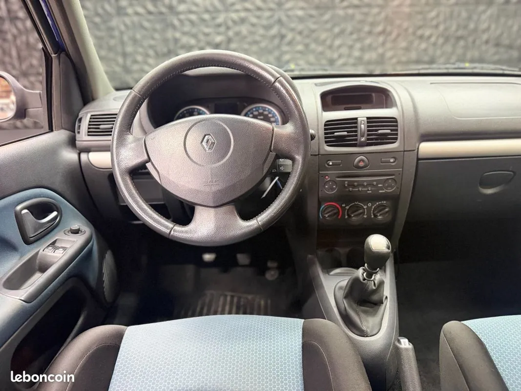 Renault Clio 2007 photo 5