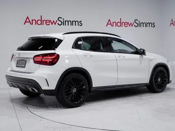 Mercedes-Benz Gla 2019 photo 3