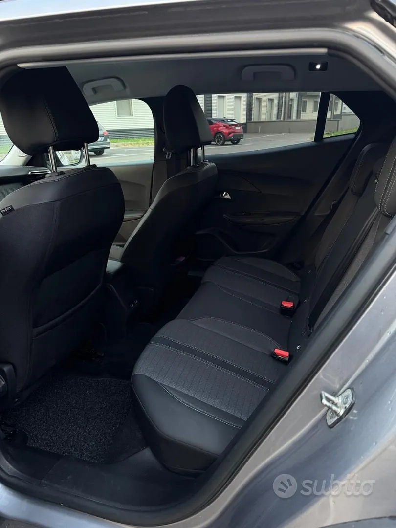 Peugeot 2008 2022 photo 5