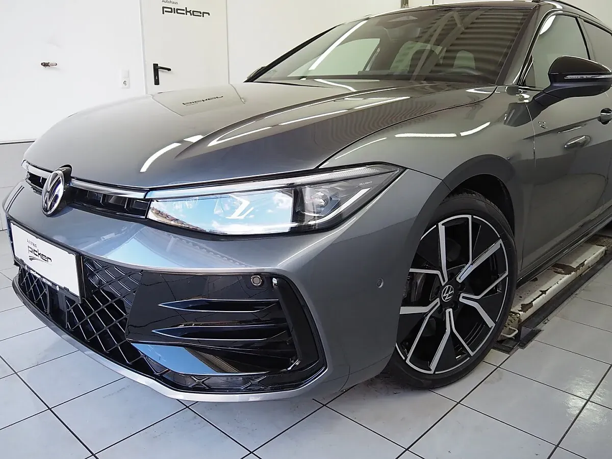 Volkswagen Passat 2025 photo 3