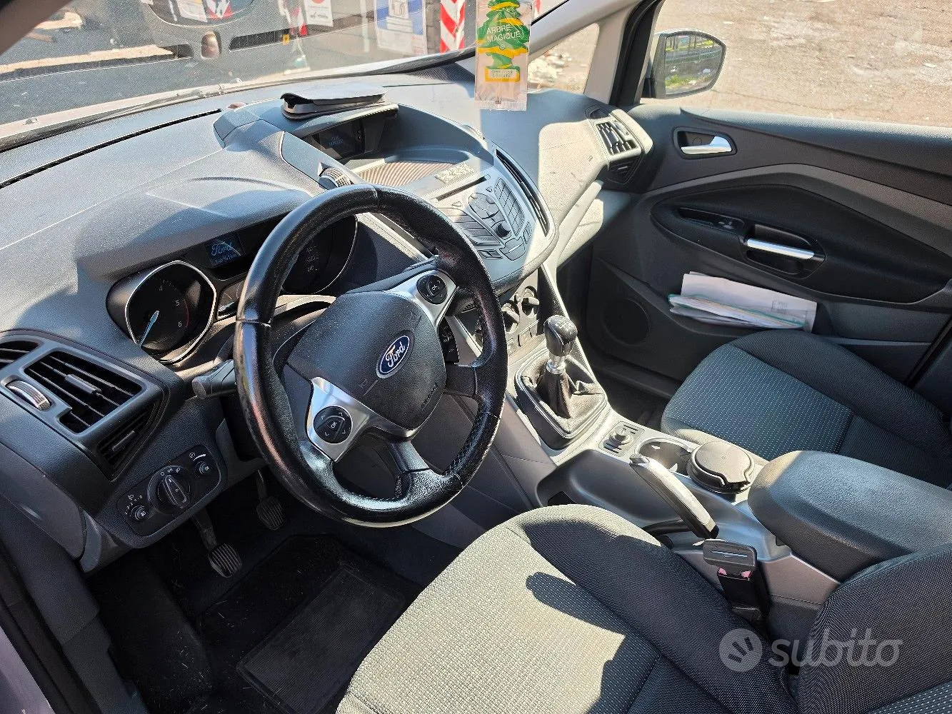 Ford C-Max 2011 photo 4