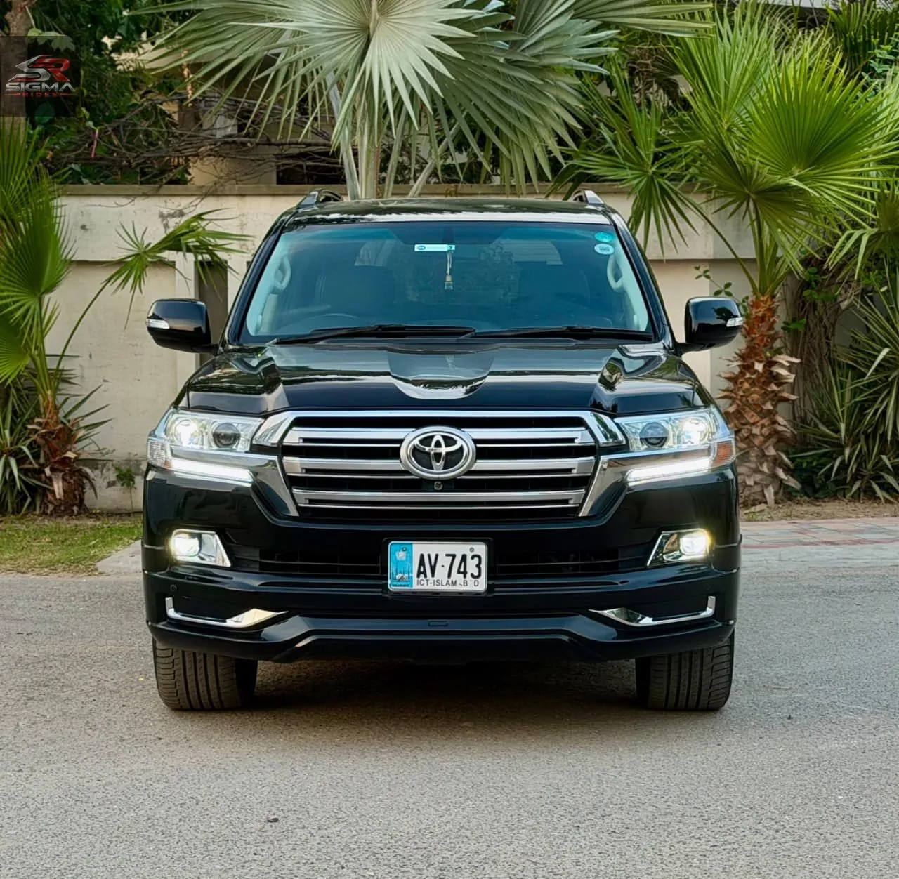 Toyota Land Cruiser