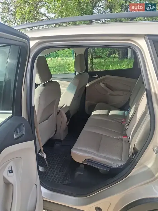 Ford Escape 2018 photo 4
