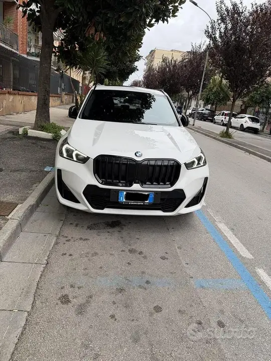 BMW X1 2023 photo 3