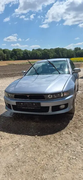 Mitsubishi Galant