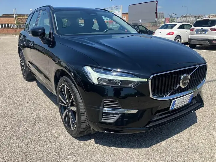 Volvo Xc60 2022 photo 2