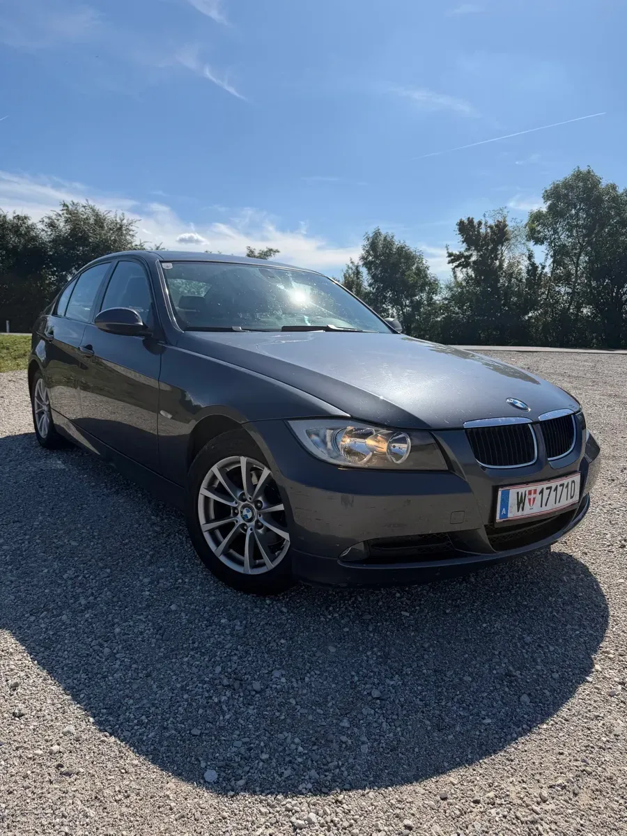BMW 3 Series 2006 photo 2
