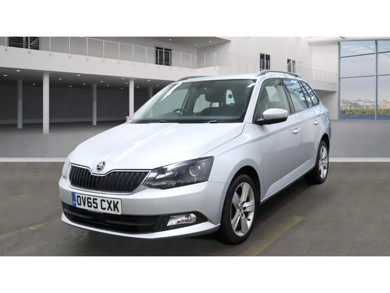 Skoda Fabia 2015 photo 2
