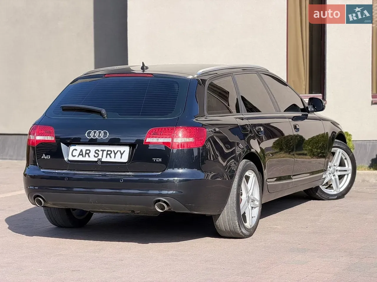 Audi A6 2011 photo 4