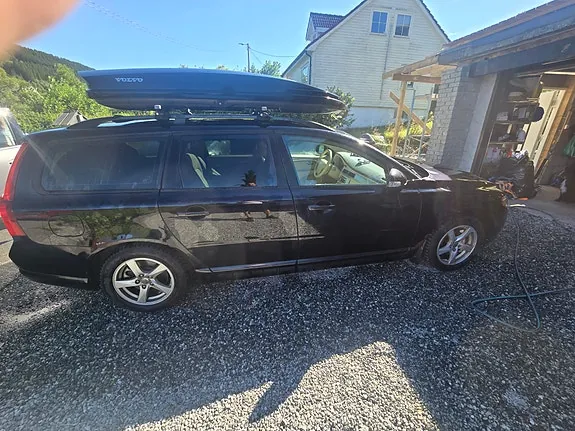 Volvo V70 2008 photo 3