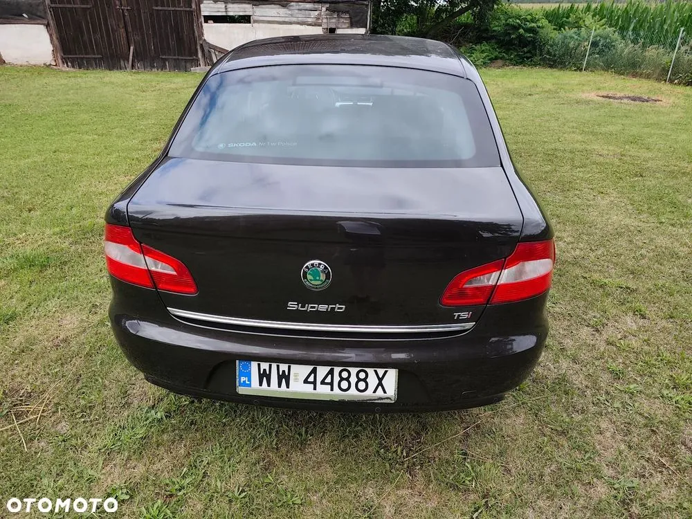 Skoda Superb 2013 photo 3