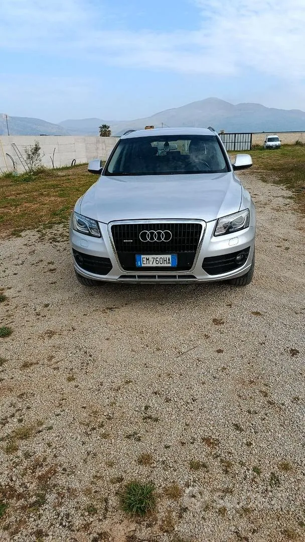 Audi Q5 2012 photo 2
