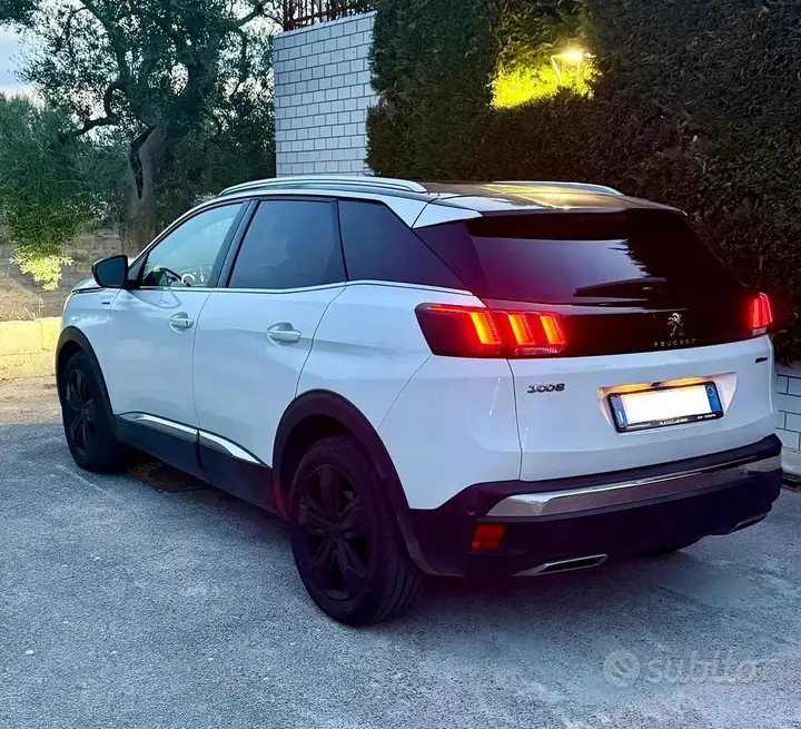 Peugeot 3008 2021 photo 4