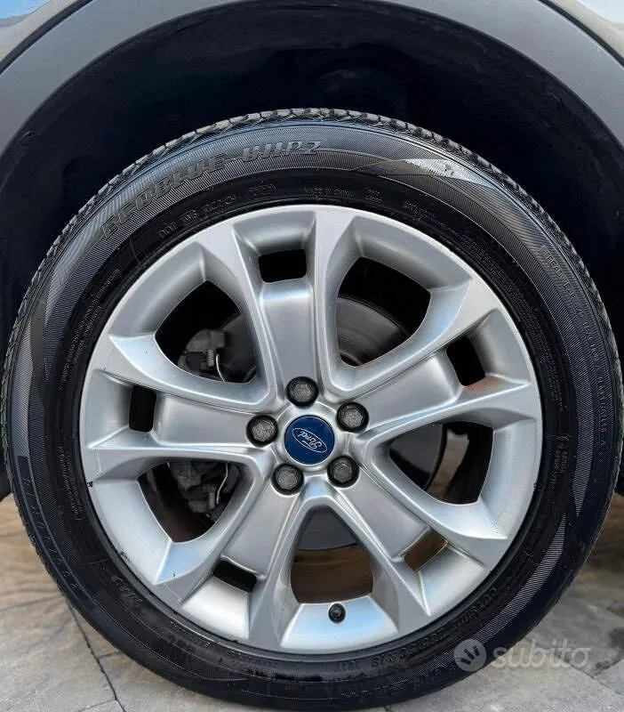 Ford Kuga 2014 photo 2