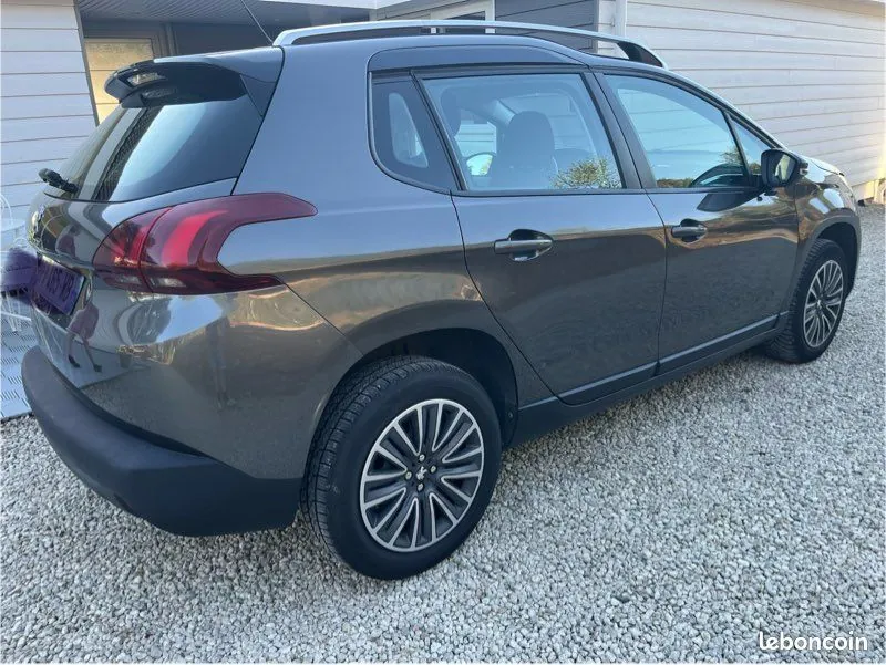 Peugeot 2008 2008 photo 2