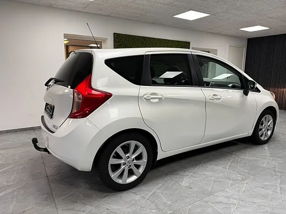 Nissan Note 2013 photo 4