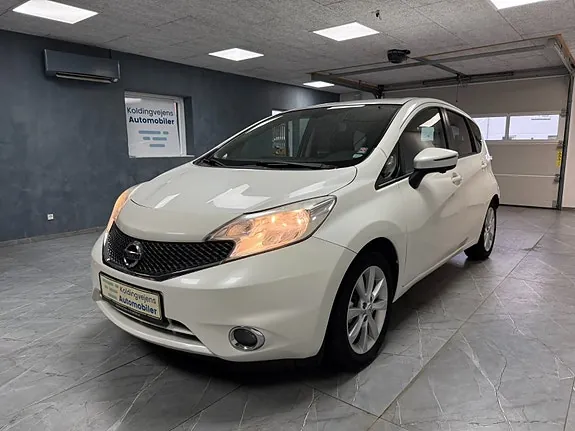Nissan Note 2013 photo 2