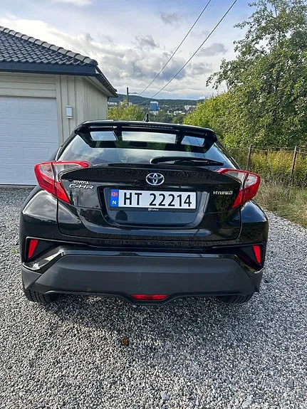 Toyota C-Hr 2018 photo 4