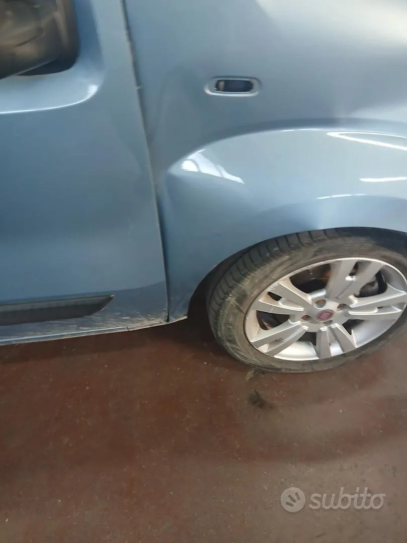 Fiat Qubo 2011 photo 2