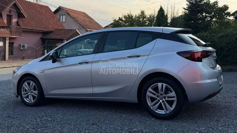Opel Astra 2016 photo 2