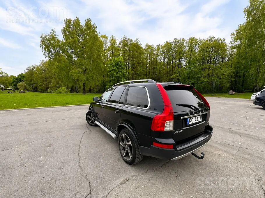 Volvo Xc90 2010 photo 2