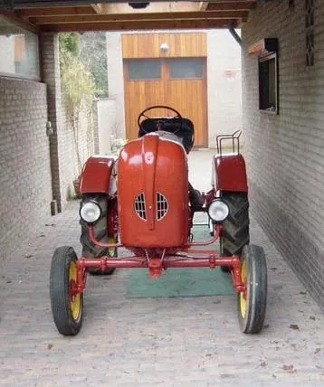 Porsche P111