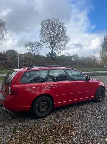Volvo V50 2011 photo 4