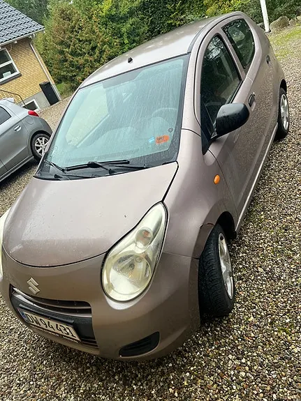 Suzuki Alto 2011 photo 4