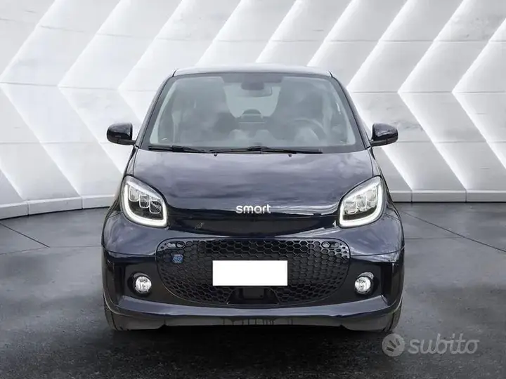 Smart Fortwo 2023 photo 2