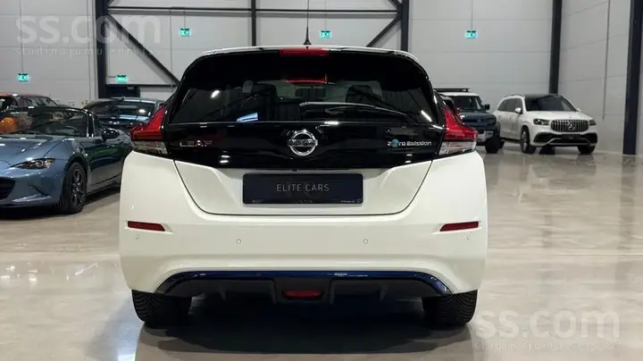 Nissan Leaf 2021 photo 4